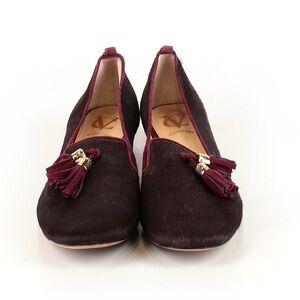 VC SIGNATURE size 9M Bordeaux calf leather tassel loafer in very good condition